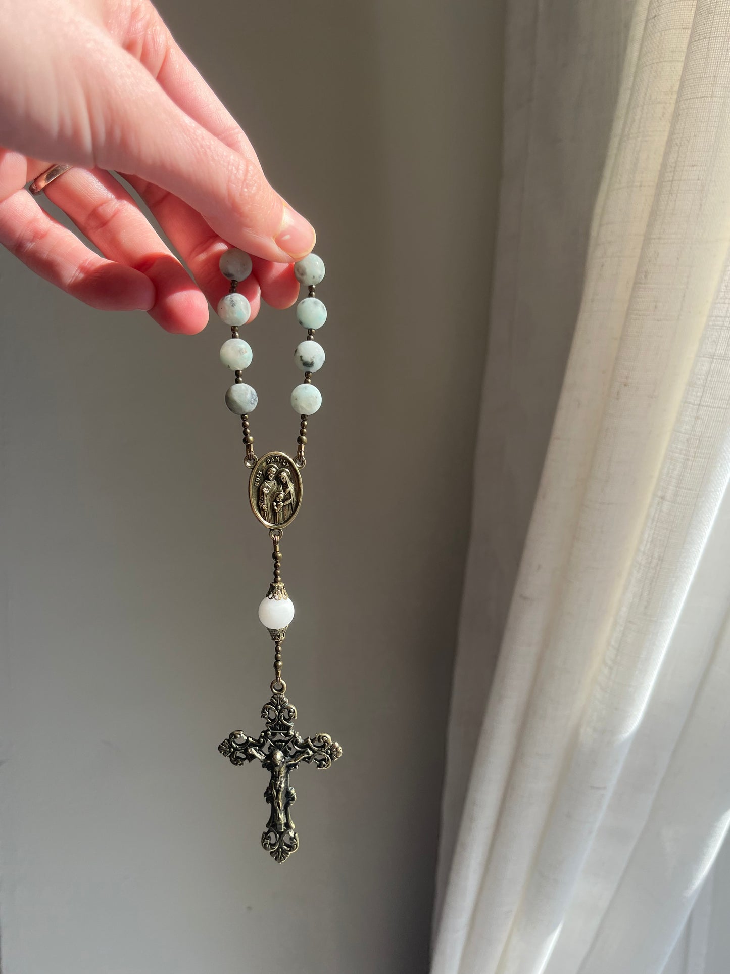 Handmade Kiwi Green Matte Stone Pocket Rosary – Holy Family Centerpiece, Antique Bronze